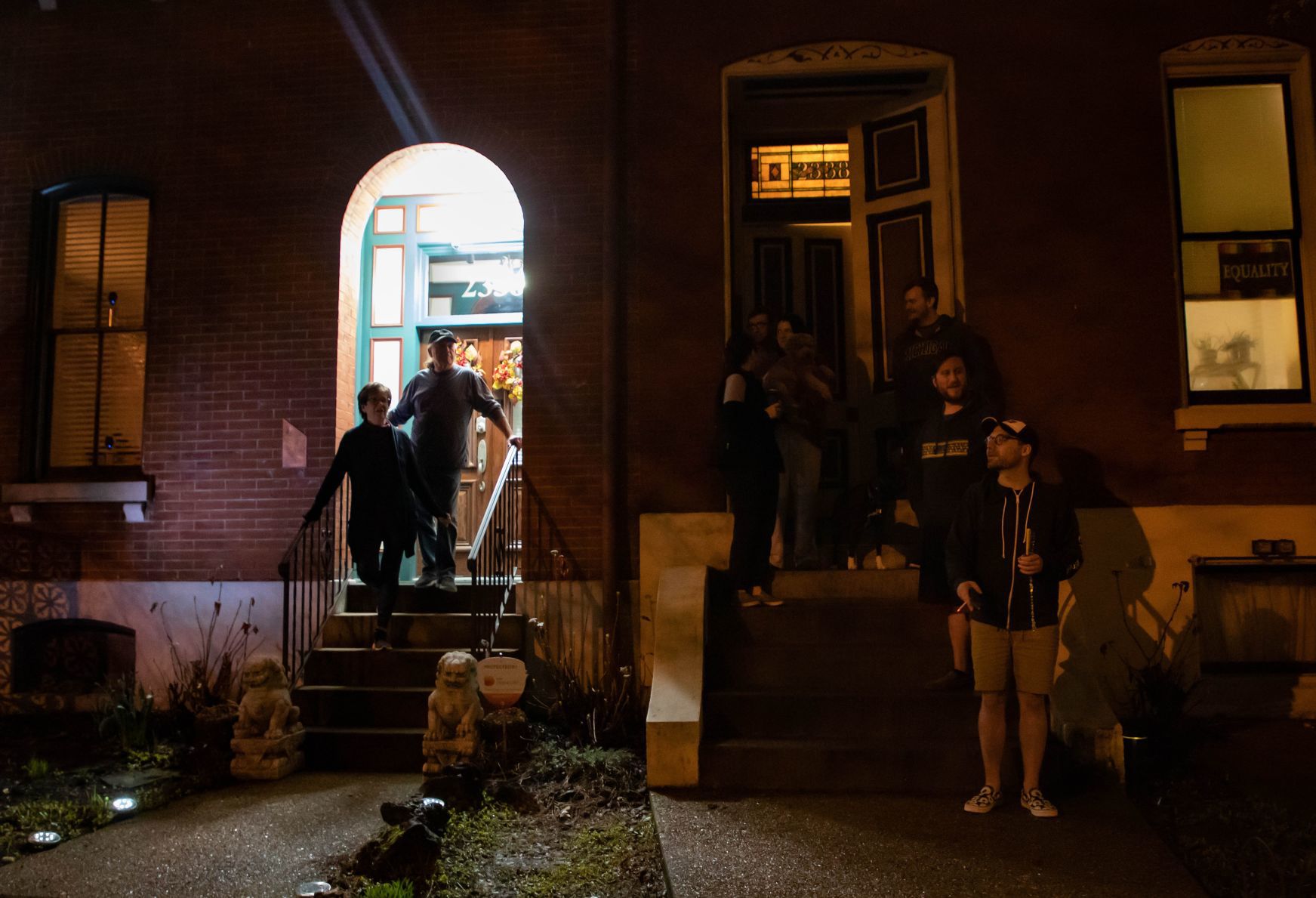 Neighbors howl at the moon every night to spread cheer in the wake of the spread of the coronavirus and social distancing